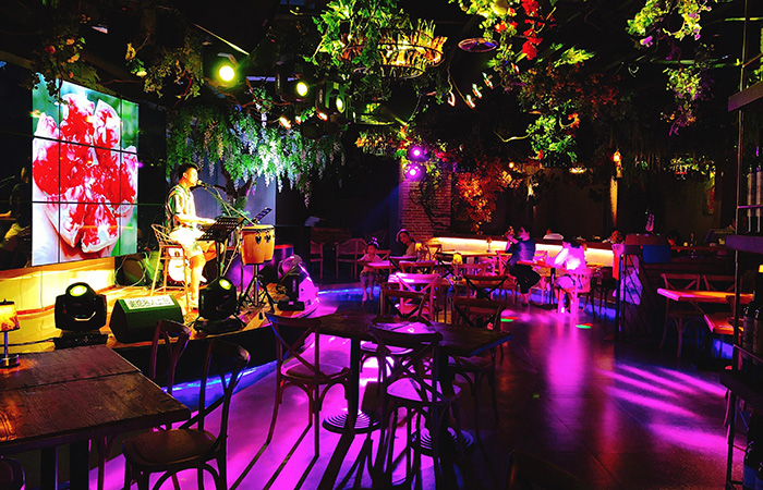 成都音樂主題餐廳裝修的設計思路概念 成都音樂主題餐廳裝修的設計思路概念